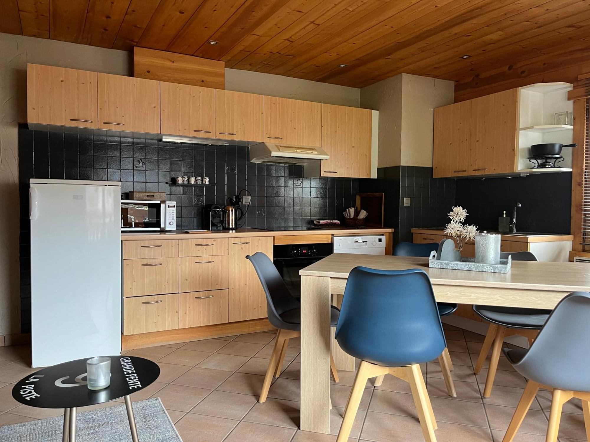 Appartement Lapreski, Spacieux, Proche Lac D'Annecy, Randonnees Montagne Thônes Exterior foto